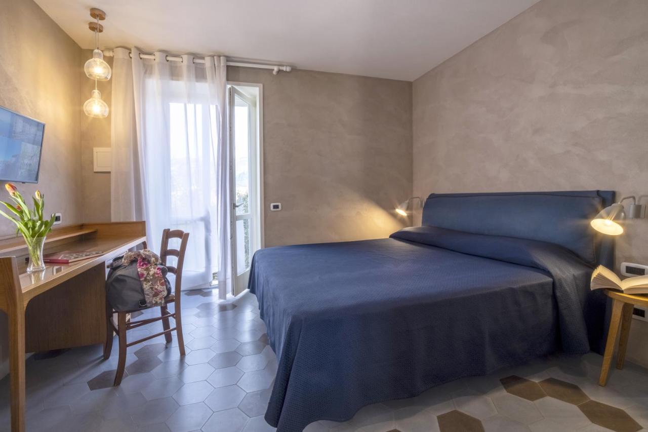 Il Roseto Bed & Breakfast Sorrento Ngoại thất bức ảnh