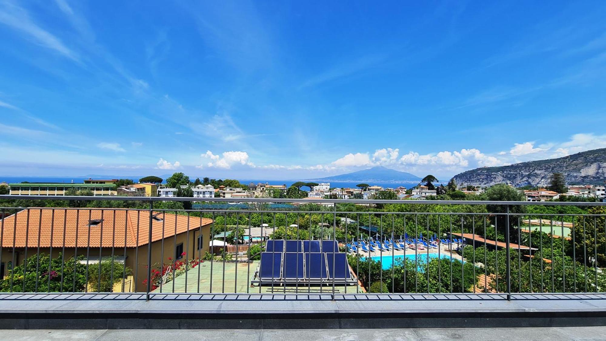 Il Roseto Bed & Breakfast Sorrento Ngoại thất bức ảnh